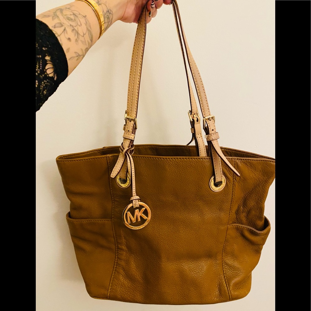Michael Kor’s Tote / Shoulder Bag